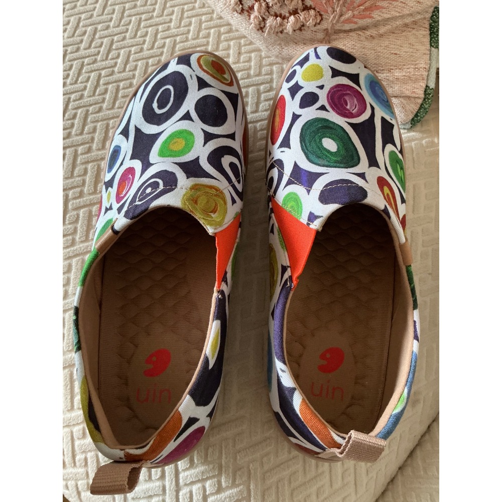 NWOT UIN OOPSY DAISY PRINT ARTISTIC casual slip on walking travel shoe size 10.5 - Picture 4 of 8
